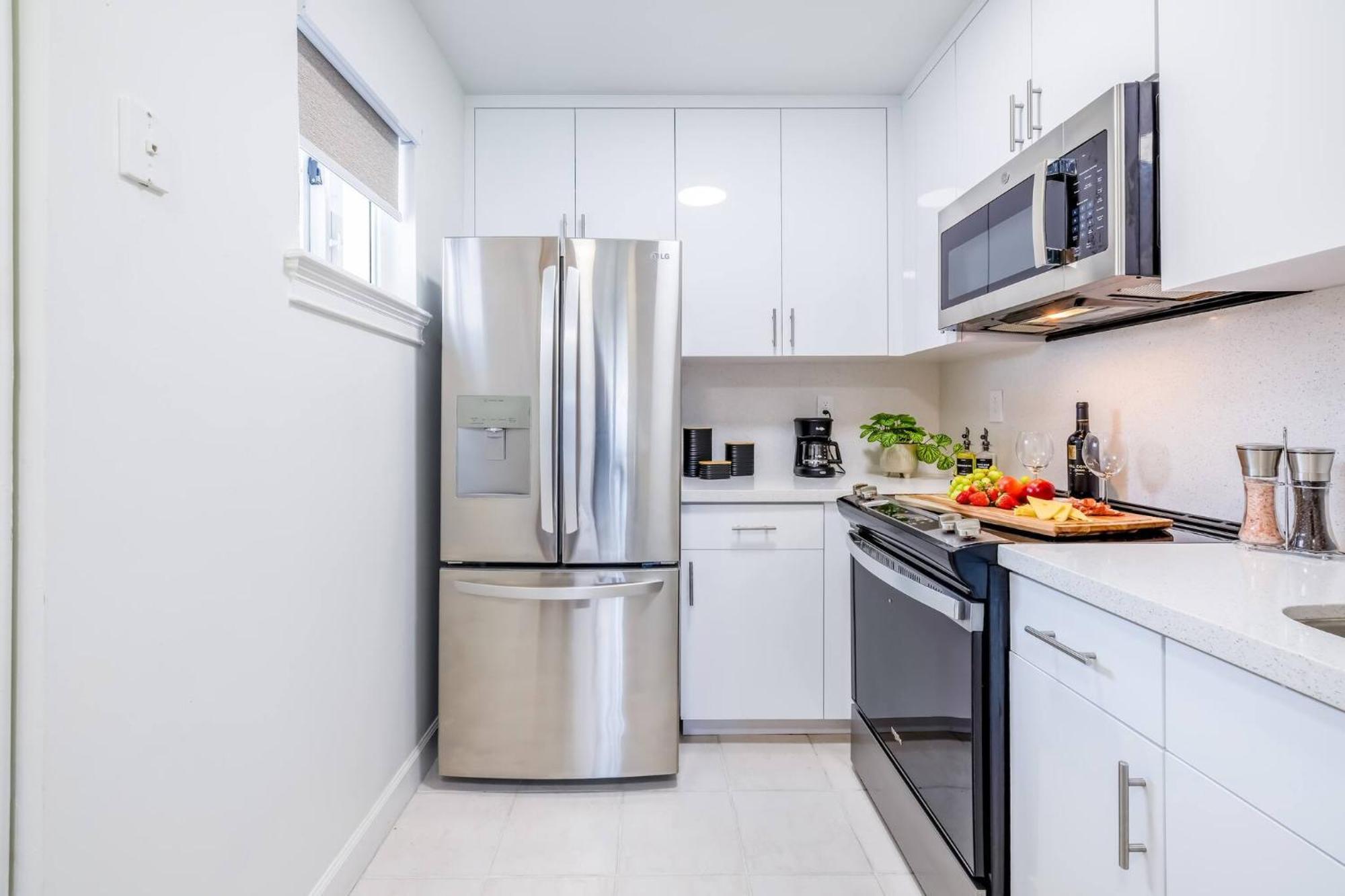 Tropical | 8ppl | Location | Parking | Laundry Appartement Miami